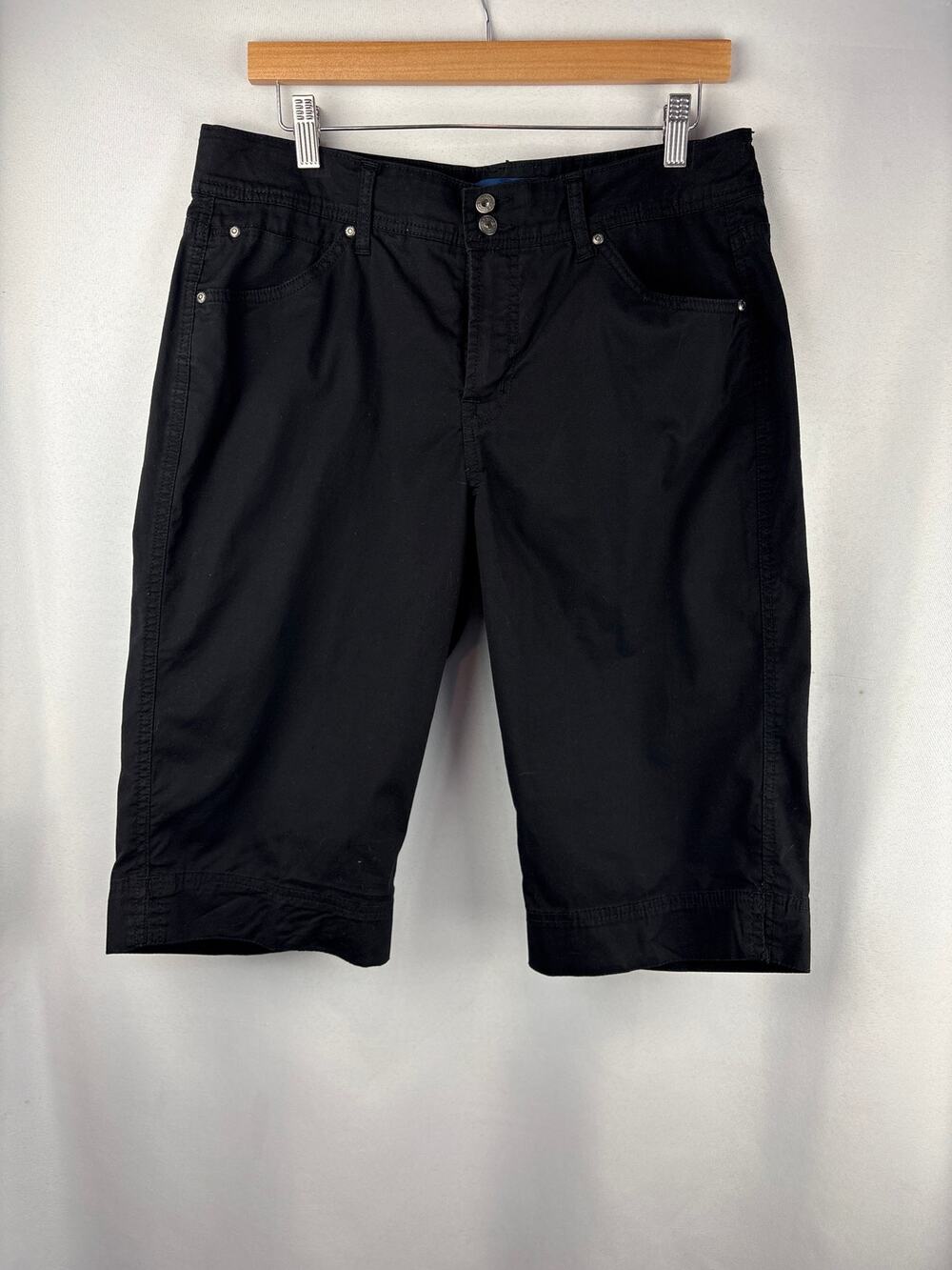 Women’s Bandolinoblu Size 12 Black Bermuda Shorts
